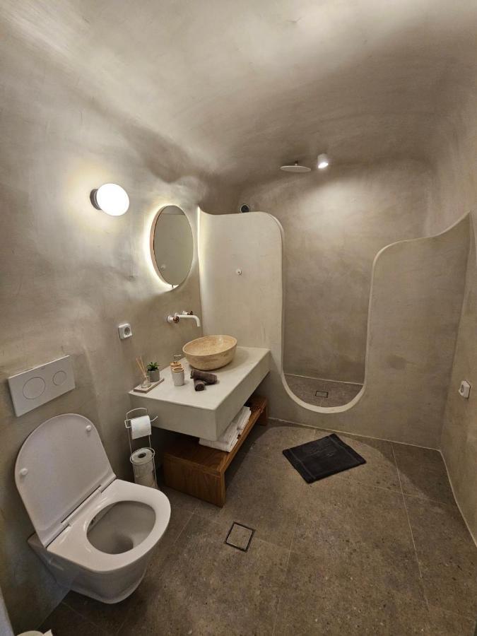 Petroma Cave Suites Βούρβουλος Εξωτερικό φωτογραφία