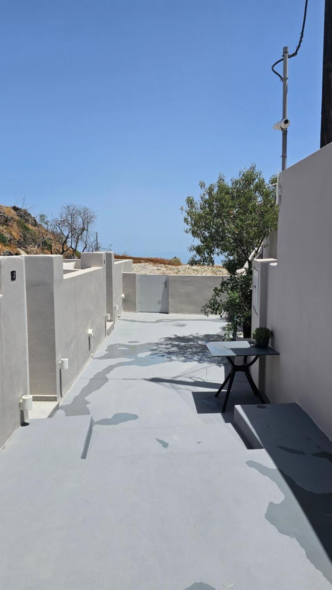 Petroma Cave Suites Βούρβουλος Εξωτερικό φωτογραφία